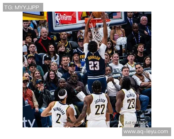 沃尔赞约基奇轻松自如的表现与其他球员拼尽全力形成鲜明对比